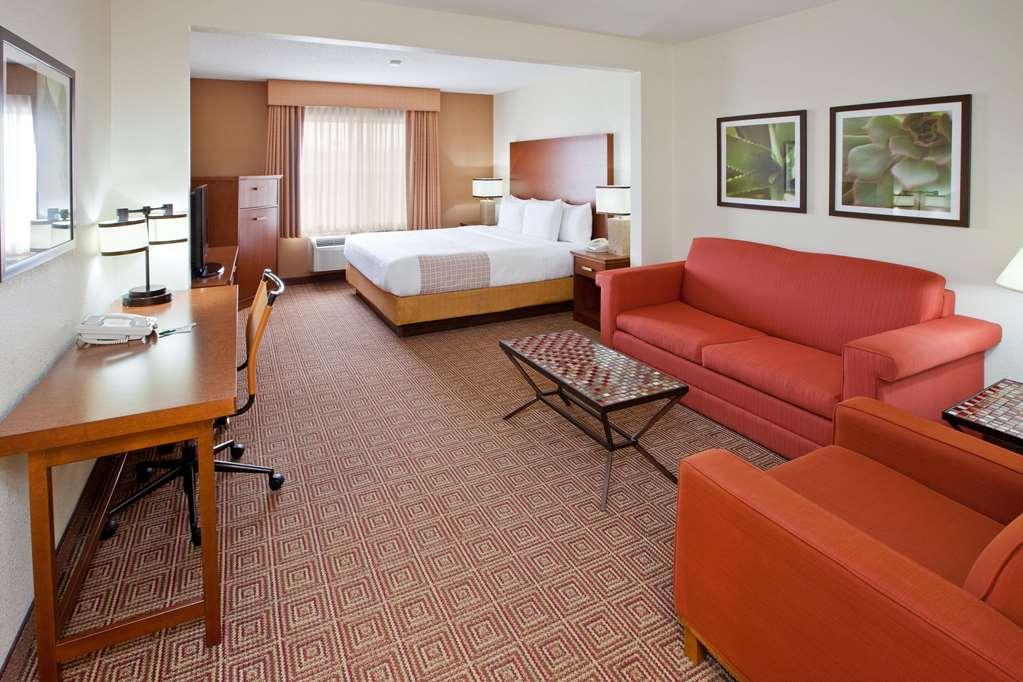 La Quinta By Wyndham Bannockburn-deerfield Hotel 3*